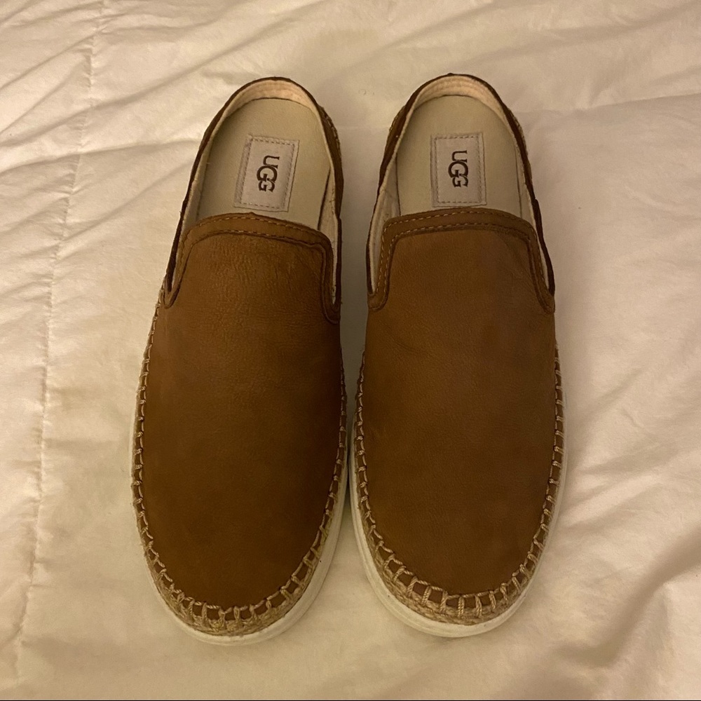 NWOT Caleel Ugg